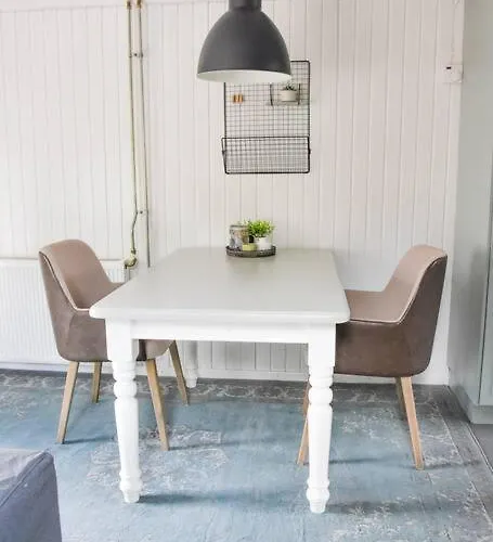 Cosy Forest Hideout @ Veluwe 푸텐